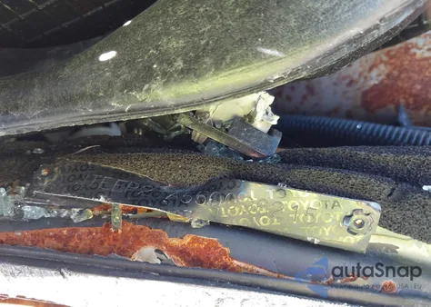 2005 Toyota Highlander V6 z USA, uszkodzony, nr VIN JTEEP21A550096215